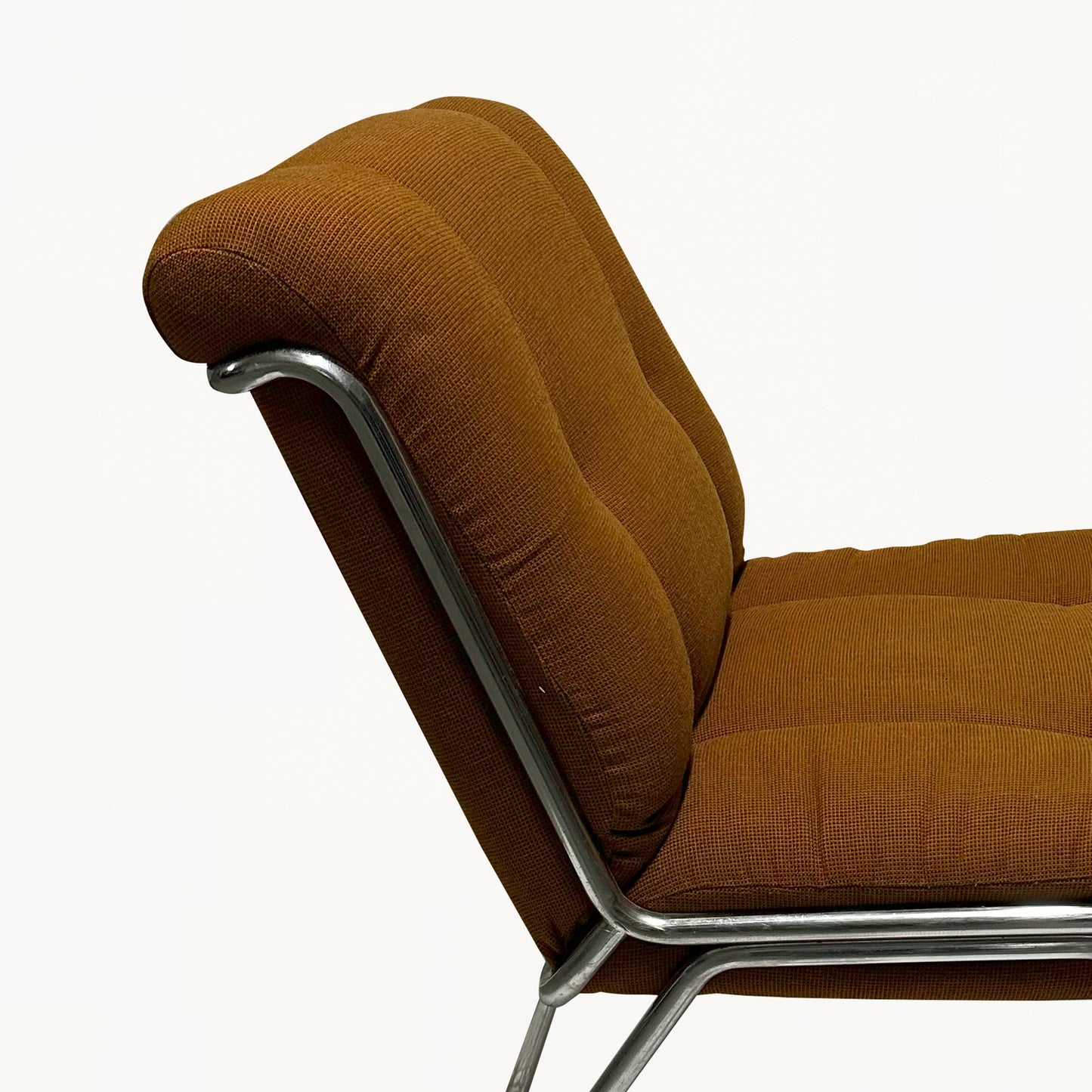 CH017 / SPACE AGE CHAIR