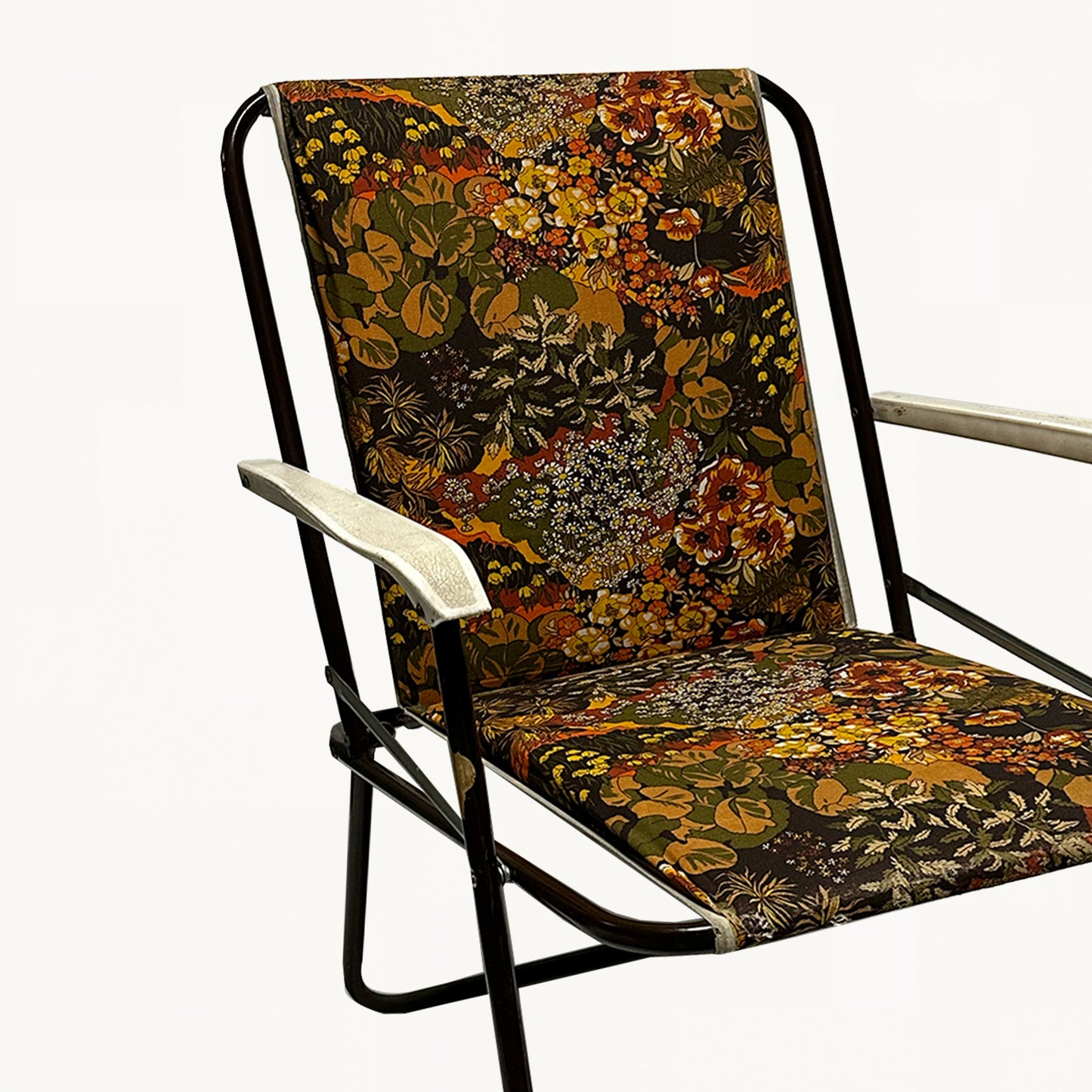 AR003 / GRAPHIC ARMCHAIR