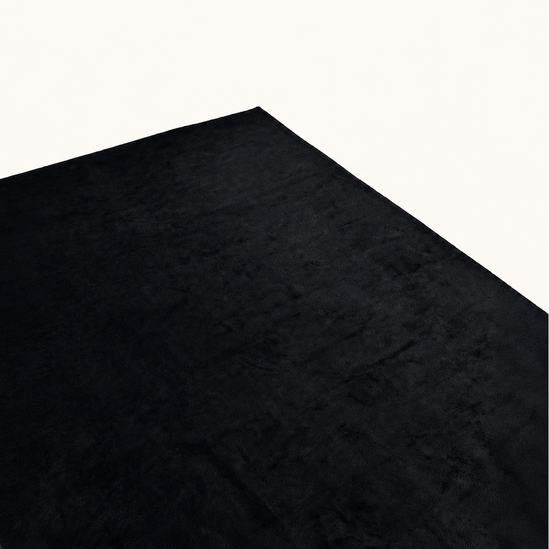 FL046PI / BLACK LOW PILE CARPET