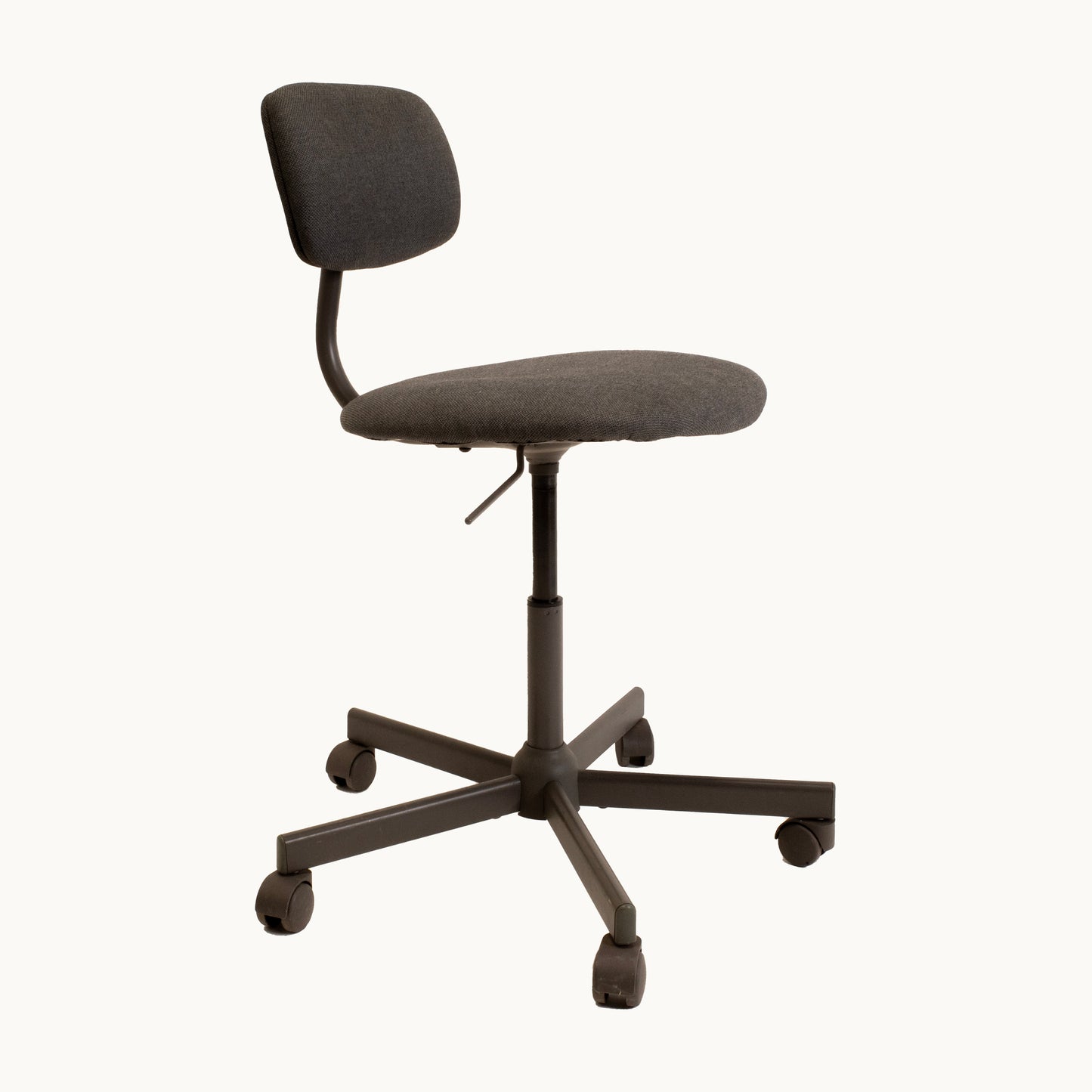 CH011JN / GREY ROLLING CHAIR