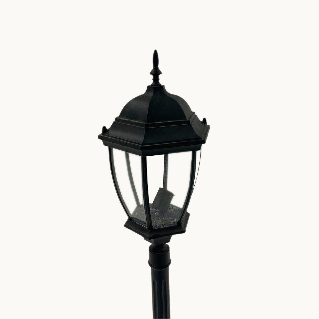 LA013JN / LAMPPOST