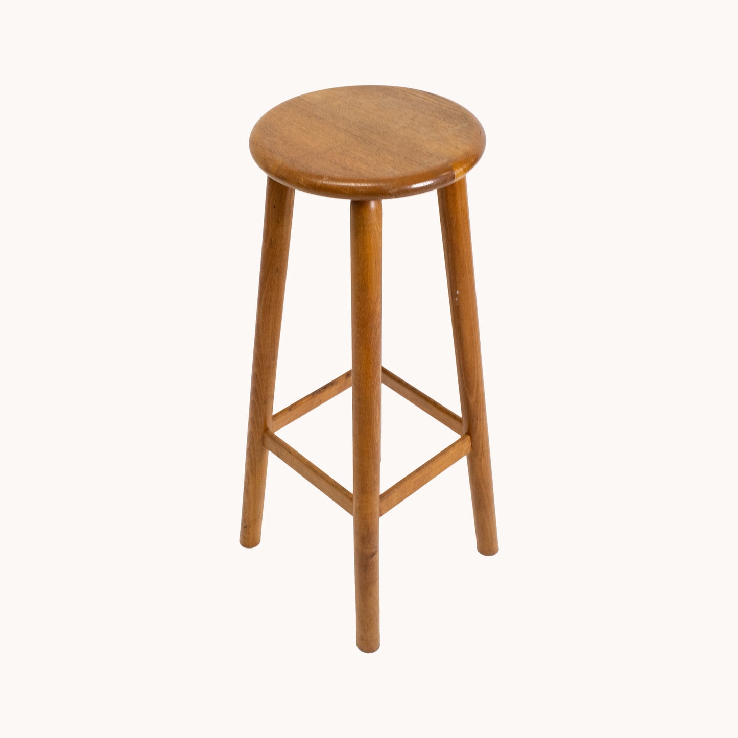 ST005JN / TALL ROUND WOODEN STOOL