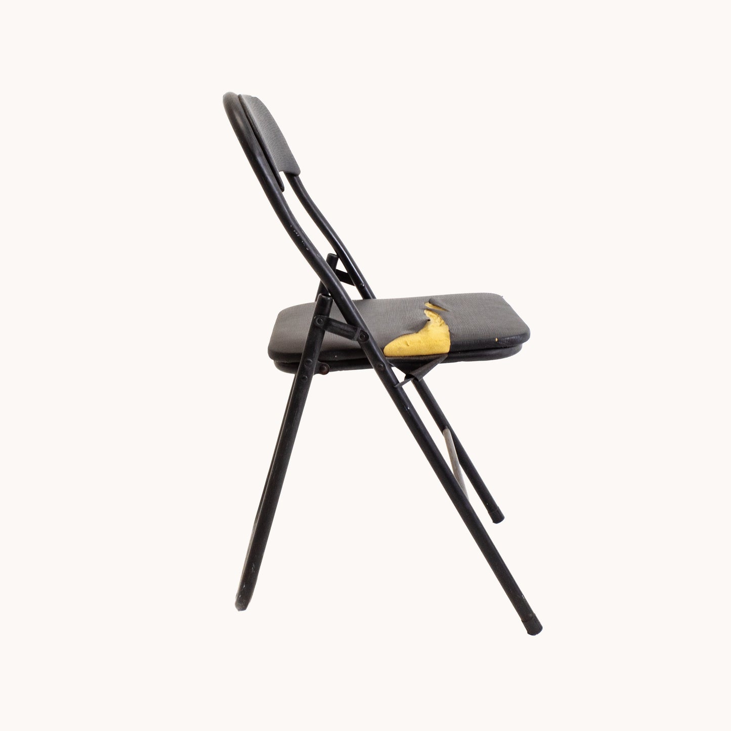 CH080JN / RUGGED FOLDING CHAIR