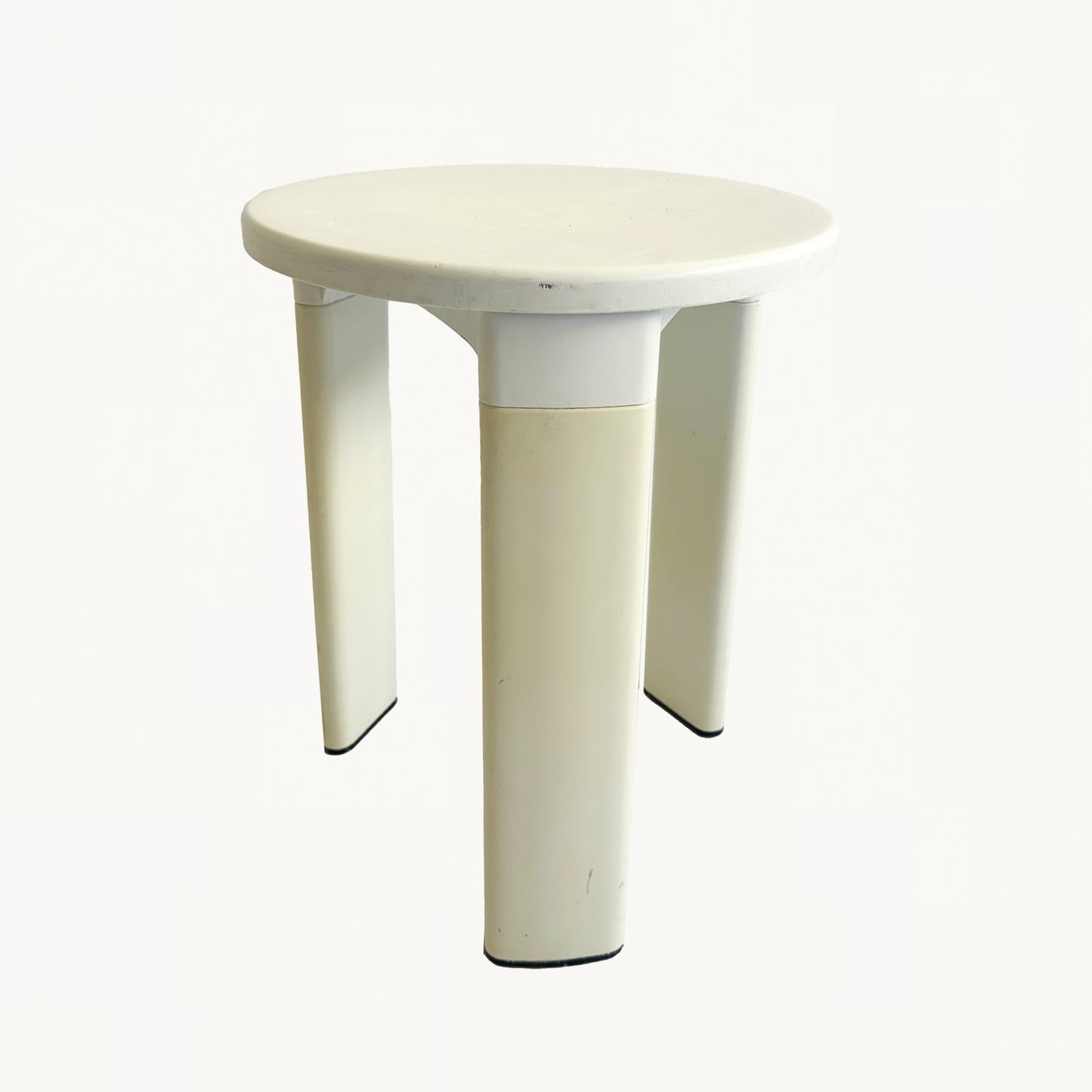 ST016PI / WHITE IVORY STOOL