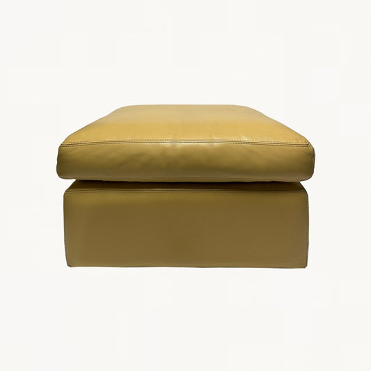 PO001 / BEIGE POUF