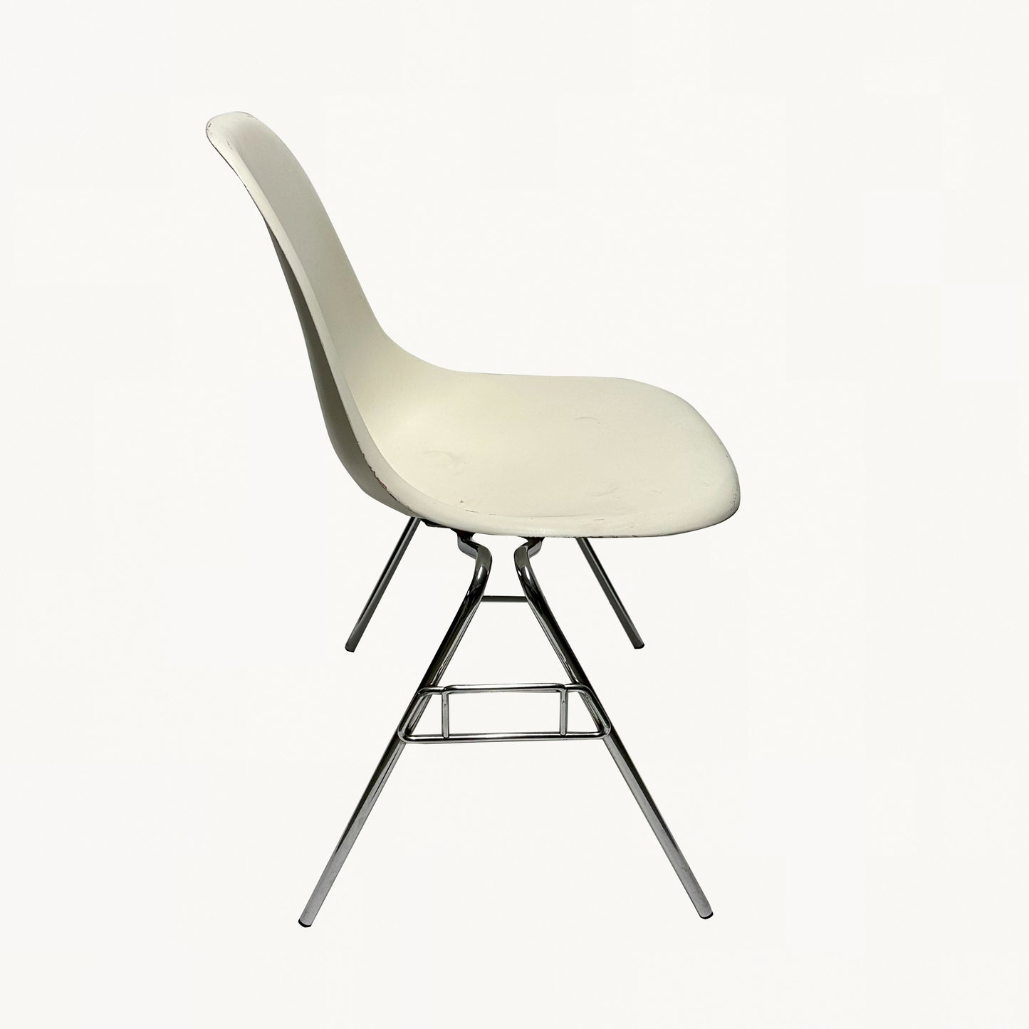 CH007 / EAMES MIDCENTURY CHAIR