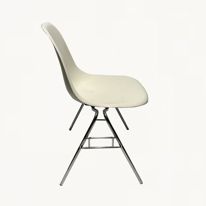 CH007 / EAMES MIDCENTURY CHAIR