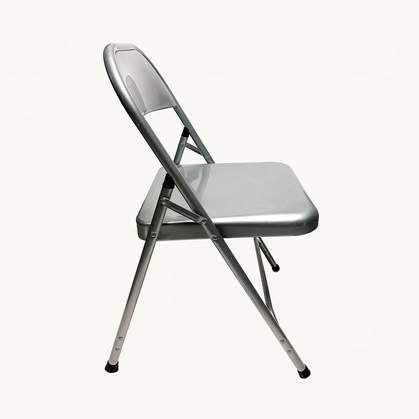 CH004B / FOLDING SILVER CHAIR
