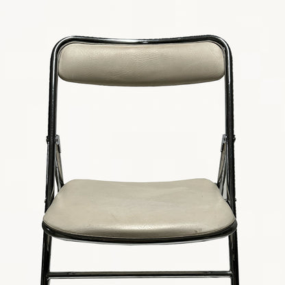 CH008 / FOLDING PADDED CHAIR