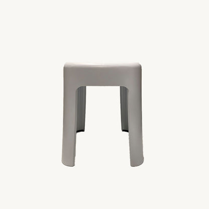 STJ006JN / WHITE SMALL PLASTIC STOOL