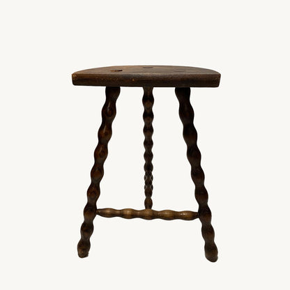 ST008JN / HALF CIRCLE STOOL WITH TURNED WOOD LEGS