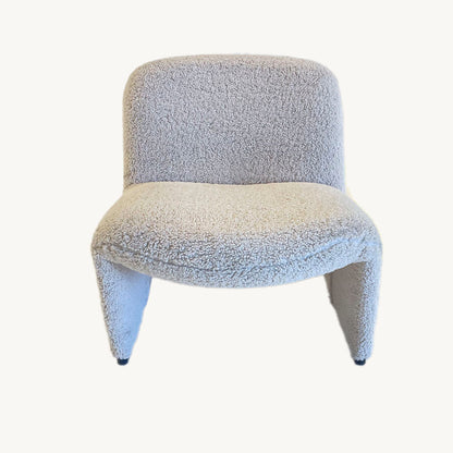 AR006JN / LOW WHITE UPHOLSTERED ARMCHAIR