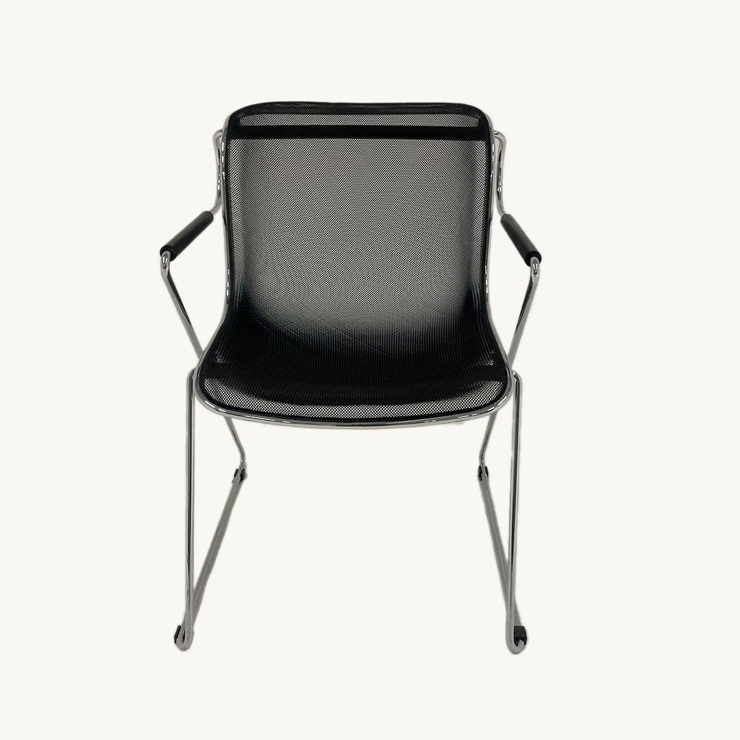 CH051JN / BLACK MESH FABRIC CHAIR