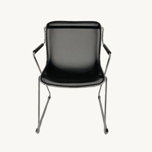 CH051JN / BLACK MESH FABRIC CHAIR