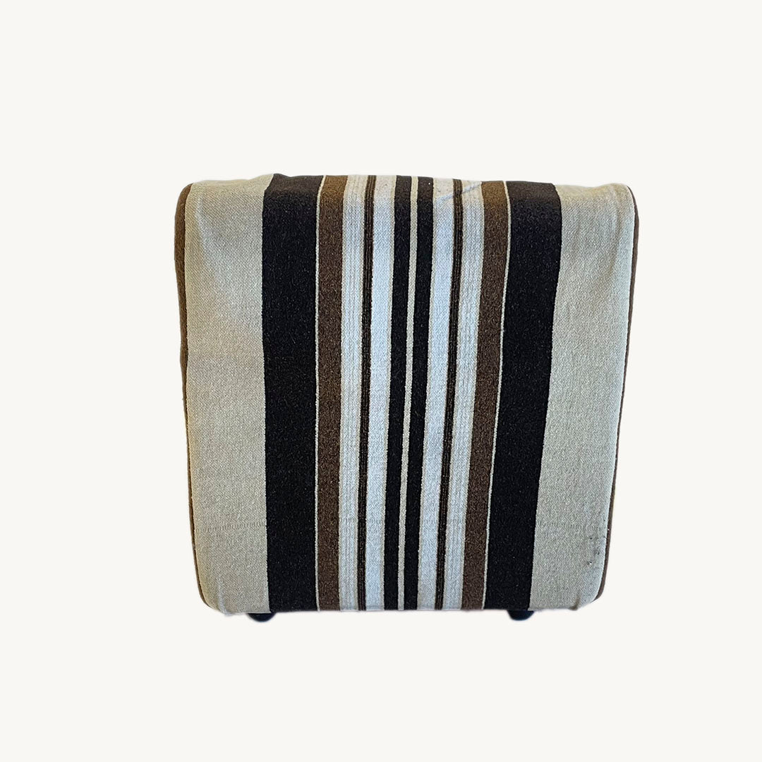 AR008JN / LOW STRIPED UPHOLSTERED ARMCHAIR