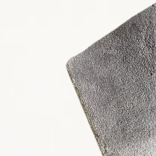 FL017 / GREY SATIN CARPET