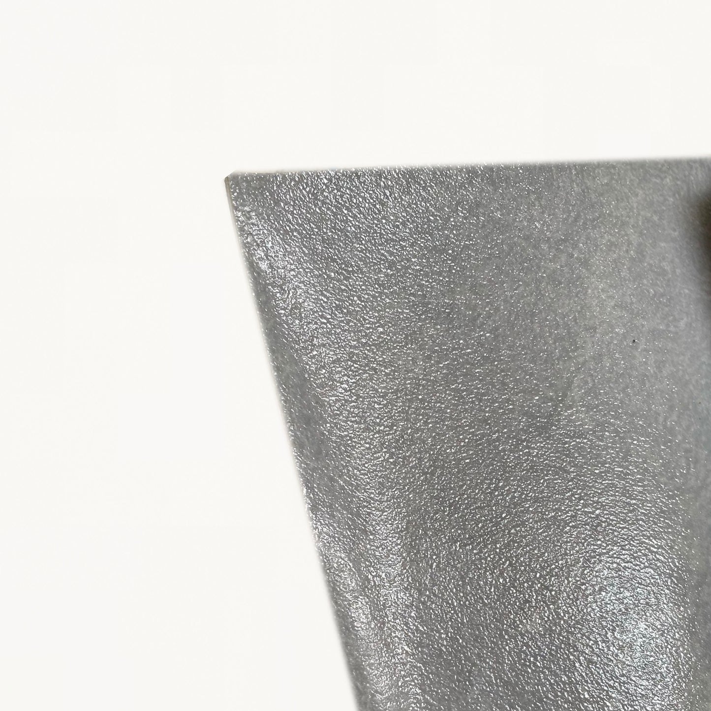 FL030 / SHINY CONCRETE