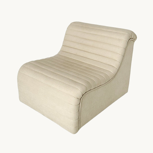 AR007PI / BEIGE LOUNGE CHAIR
