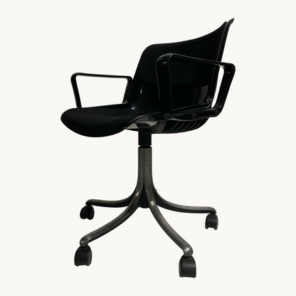 AR004 / OFFICE ARMCHAIR