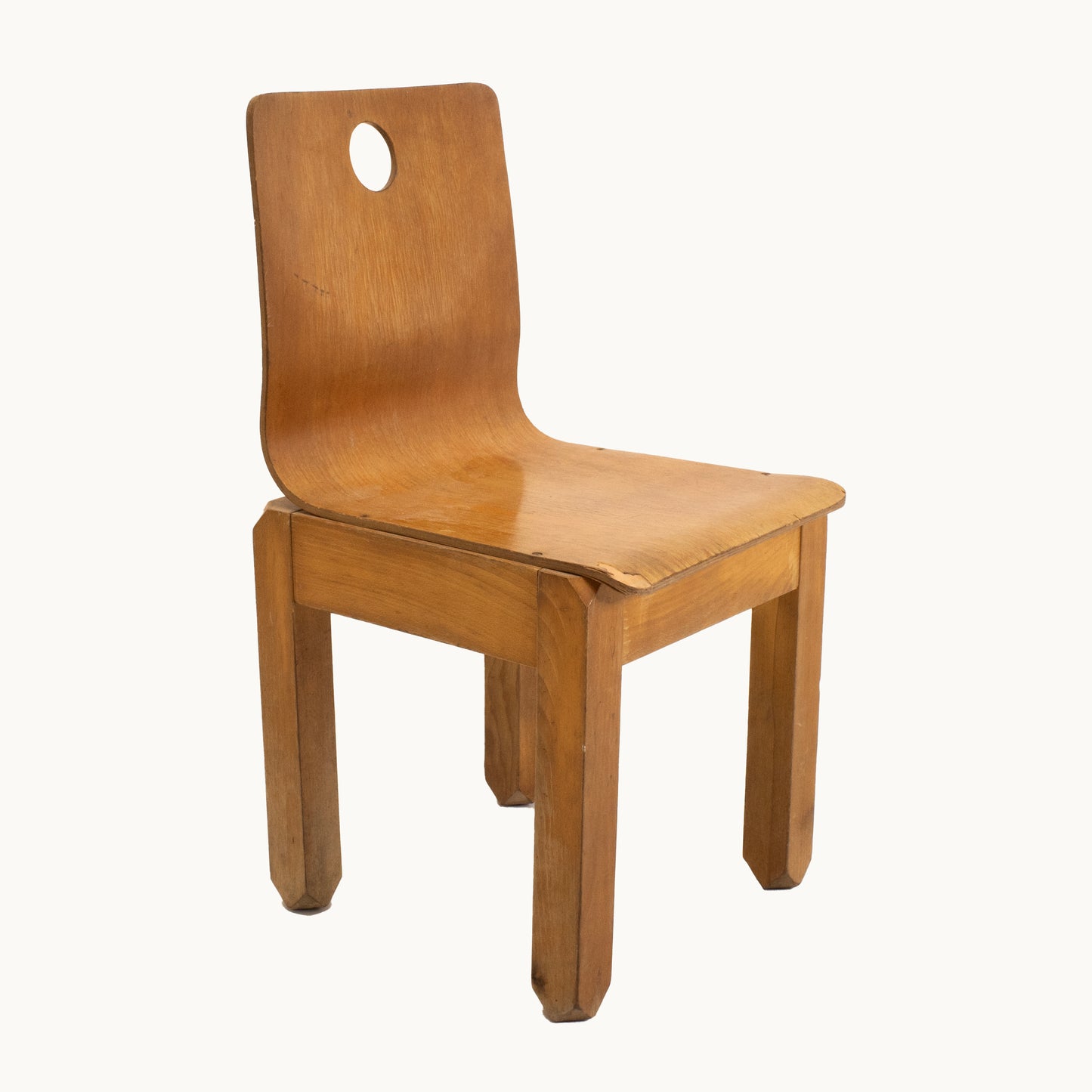 CH062JN / DARK WOOD KIDS CHAIR (SMALL)