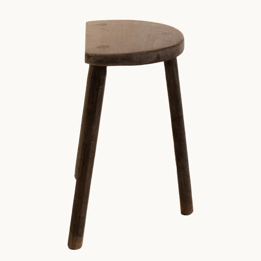 ST027JN / HALF CIRCLE 3-LEGGED STOOL
