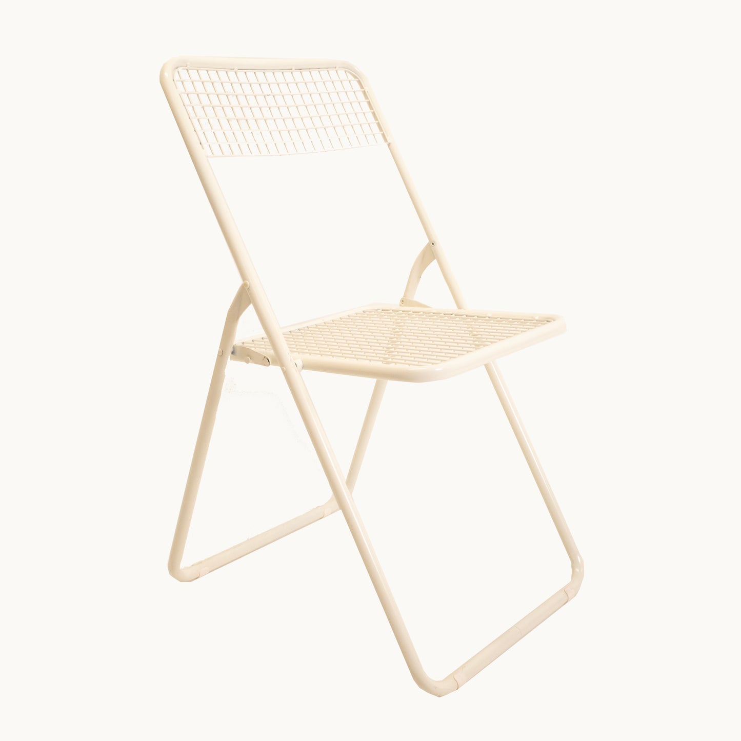 CH071JN / WHITE FOLDING CHAIR