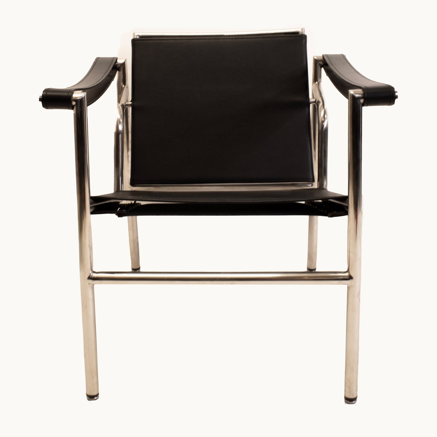 AR003JN / BLACK LEATHER ARMCHAIR