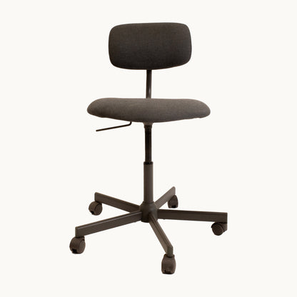 CH011JN / GREY ROLLING CHAIR