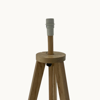 LA008JN / TRI-POD TORCHIERE