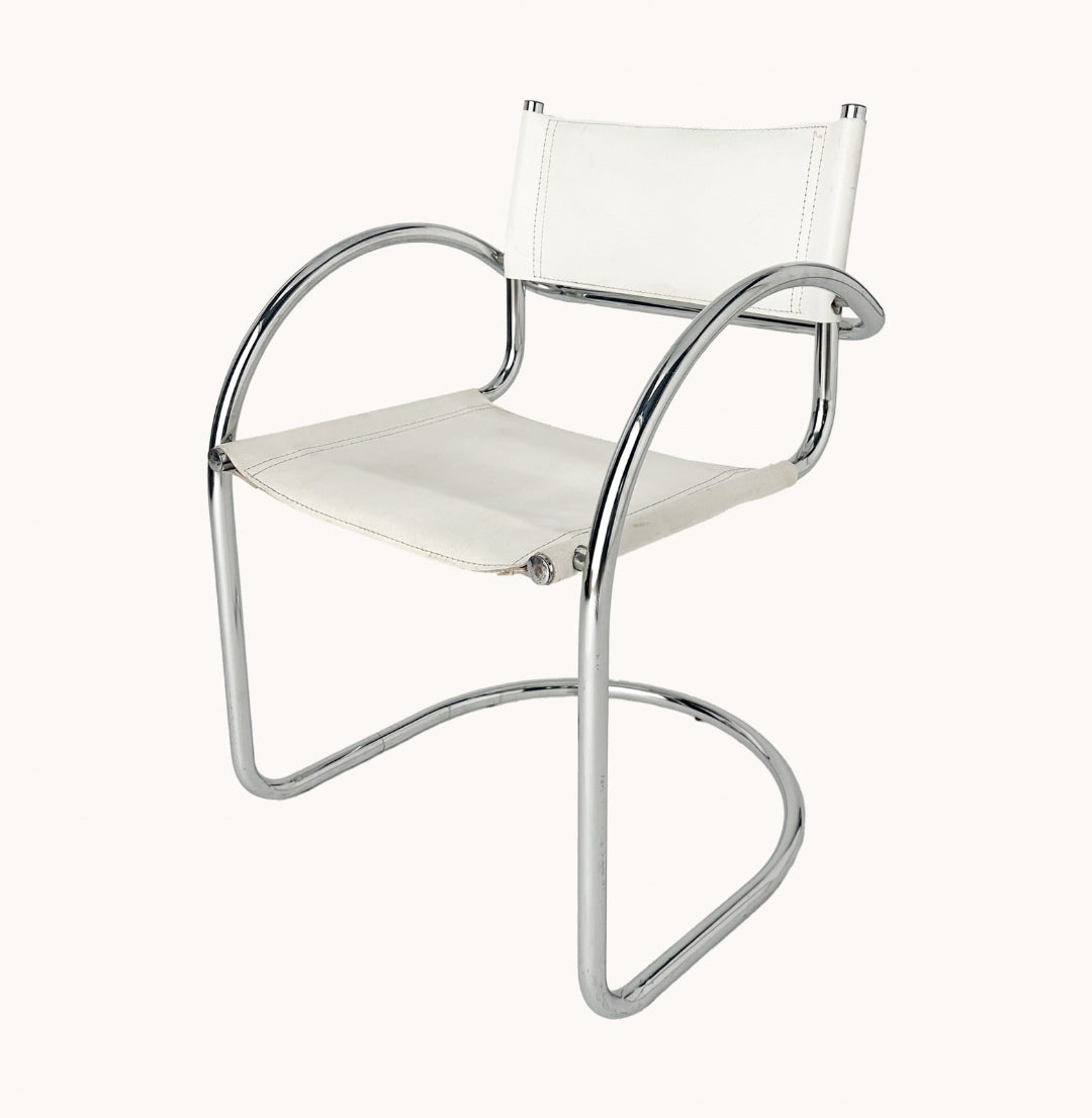 CH037PI / WHITE LEATHER & CHROME CHAIR