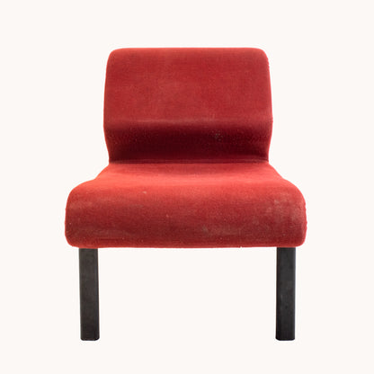 CH074JN / RED LOUNGE CHAIR