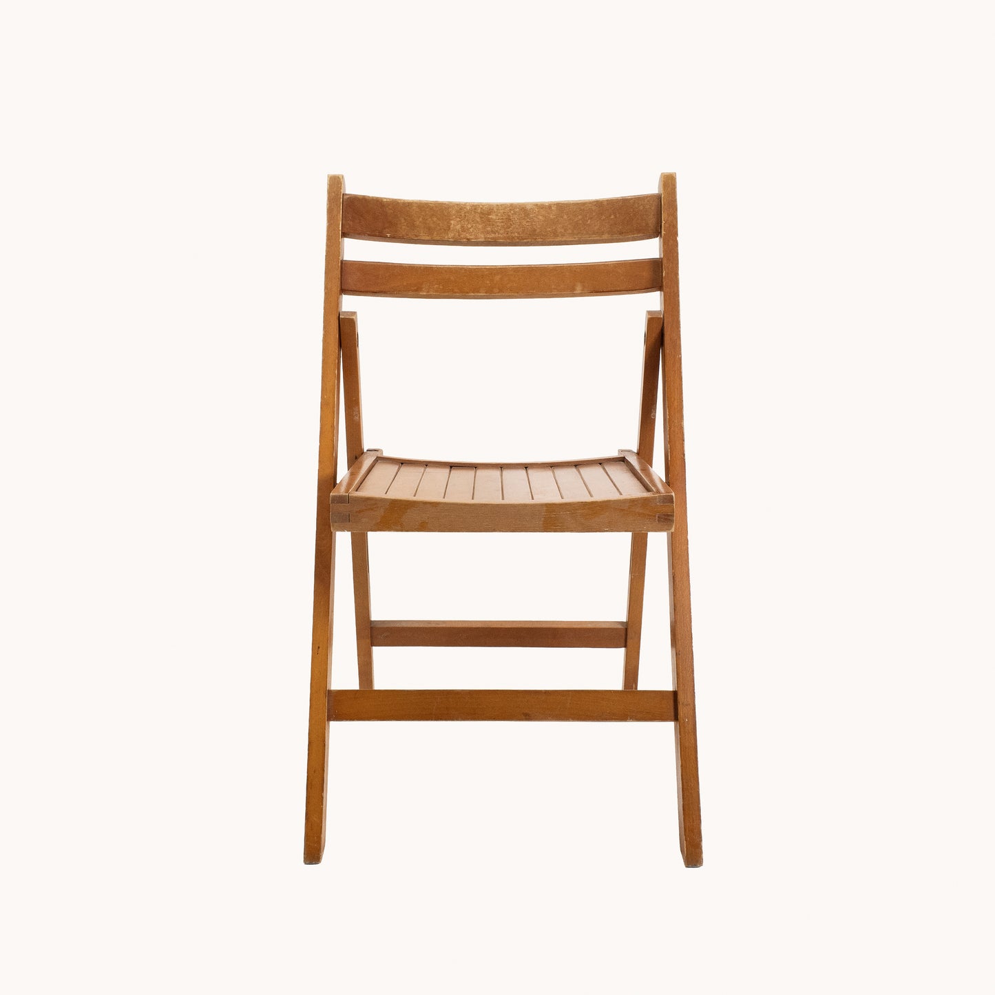 CH076JN / CLASSIC WOODEN FOLDING CHAIR