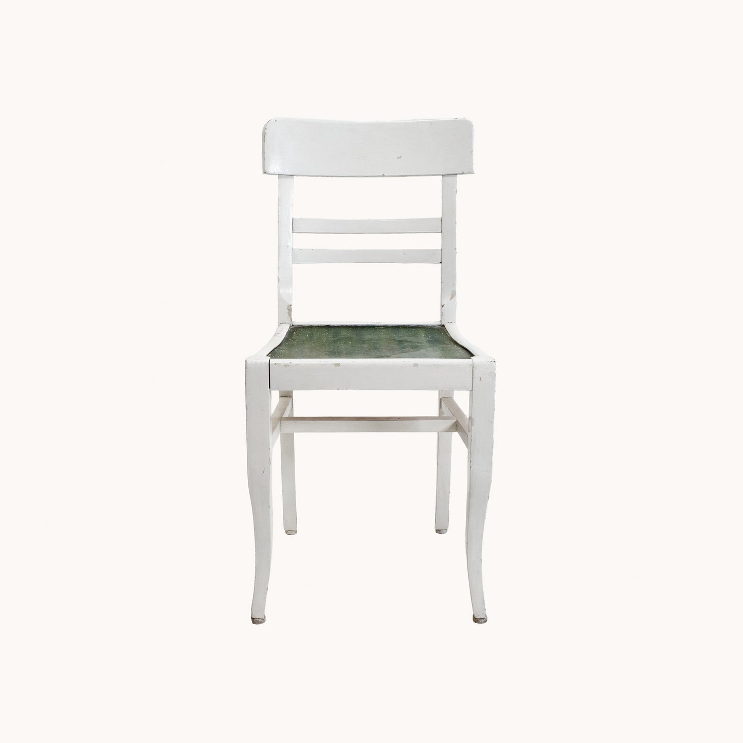 CH032JN / WHITE WOODEN CHAIR