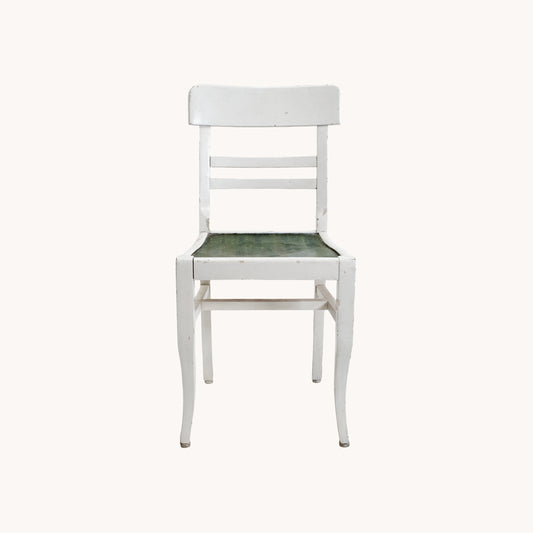 CH032JN / WHITE WOODEN CHAIR