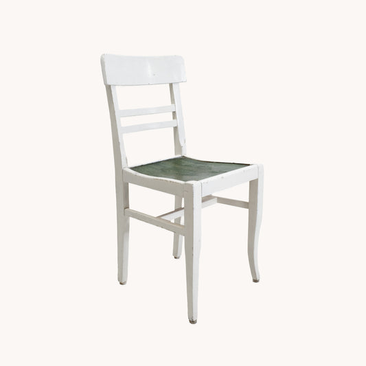 CH032JN / WHITE WOODEN CHAIR