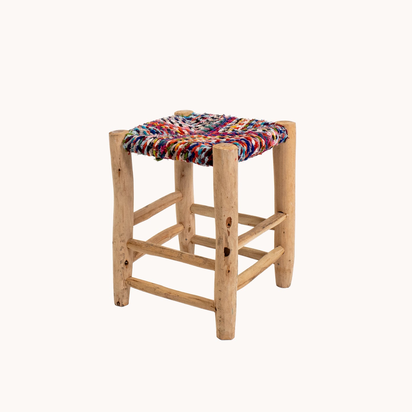ST015JN / LIGHT WOOD AND COLOURED ROPE STOOL