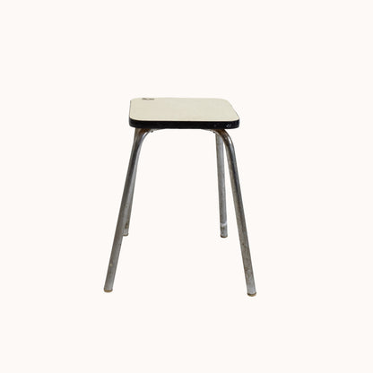 ST036JN / SQUARE SEAT STOOL II