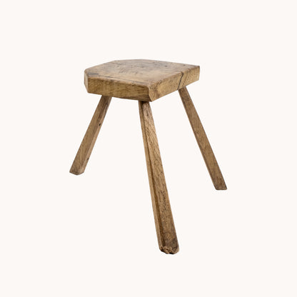 ST007JN / IRREGULAR WOODEN STOOL