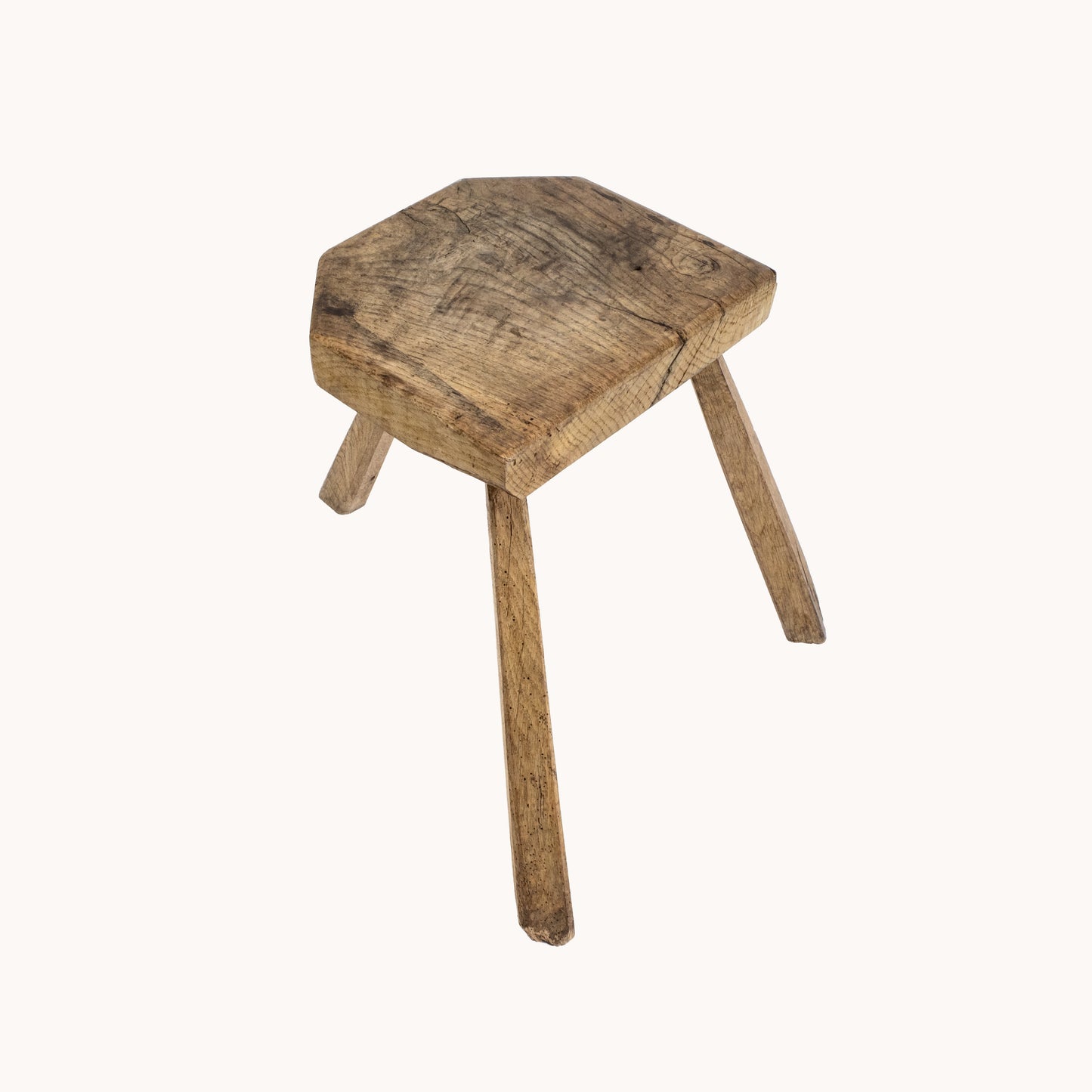 ST007JN / IRREGULAR WOODEN STOOL