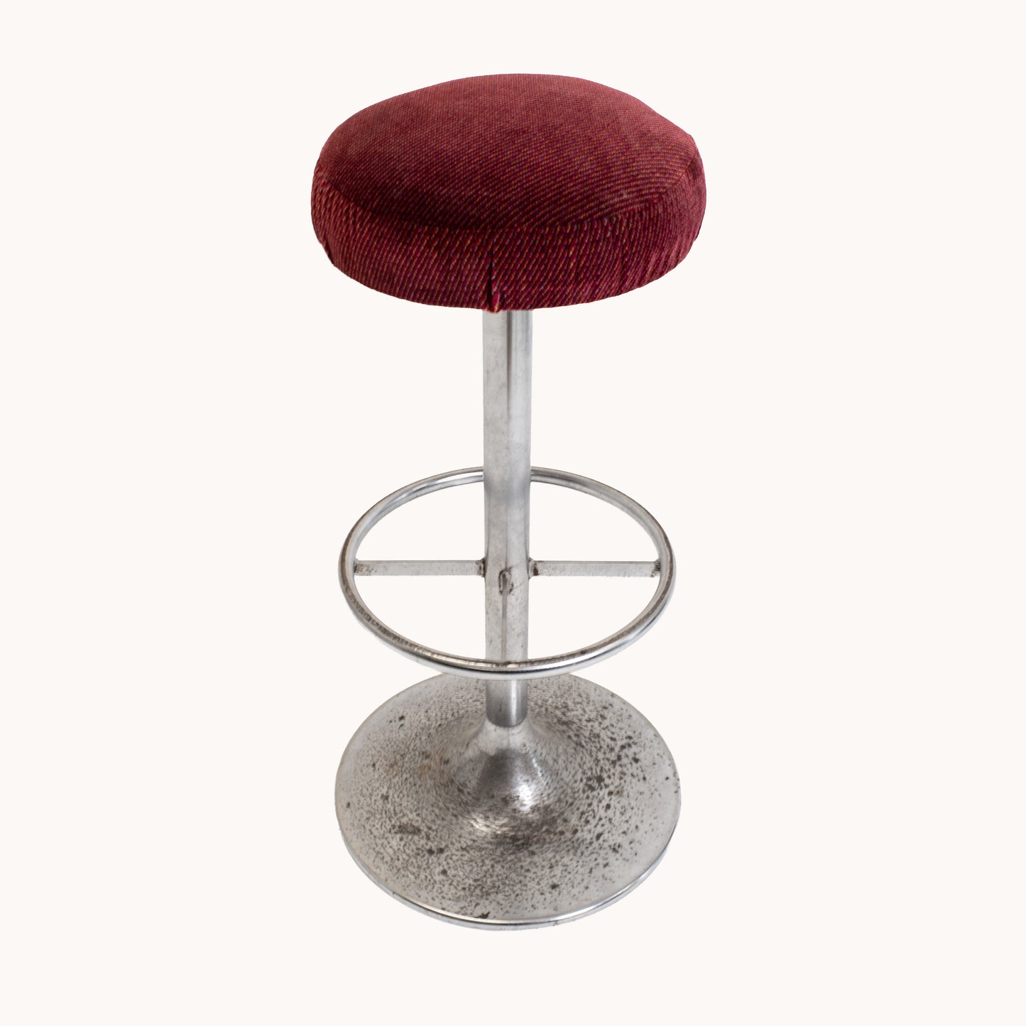 ST017JN / RED VELVET SWIVELING STOOL