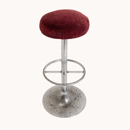 ST017JN / RED VELVET SWIVELING STOOL