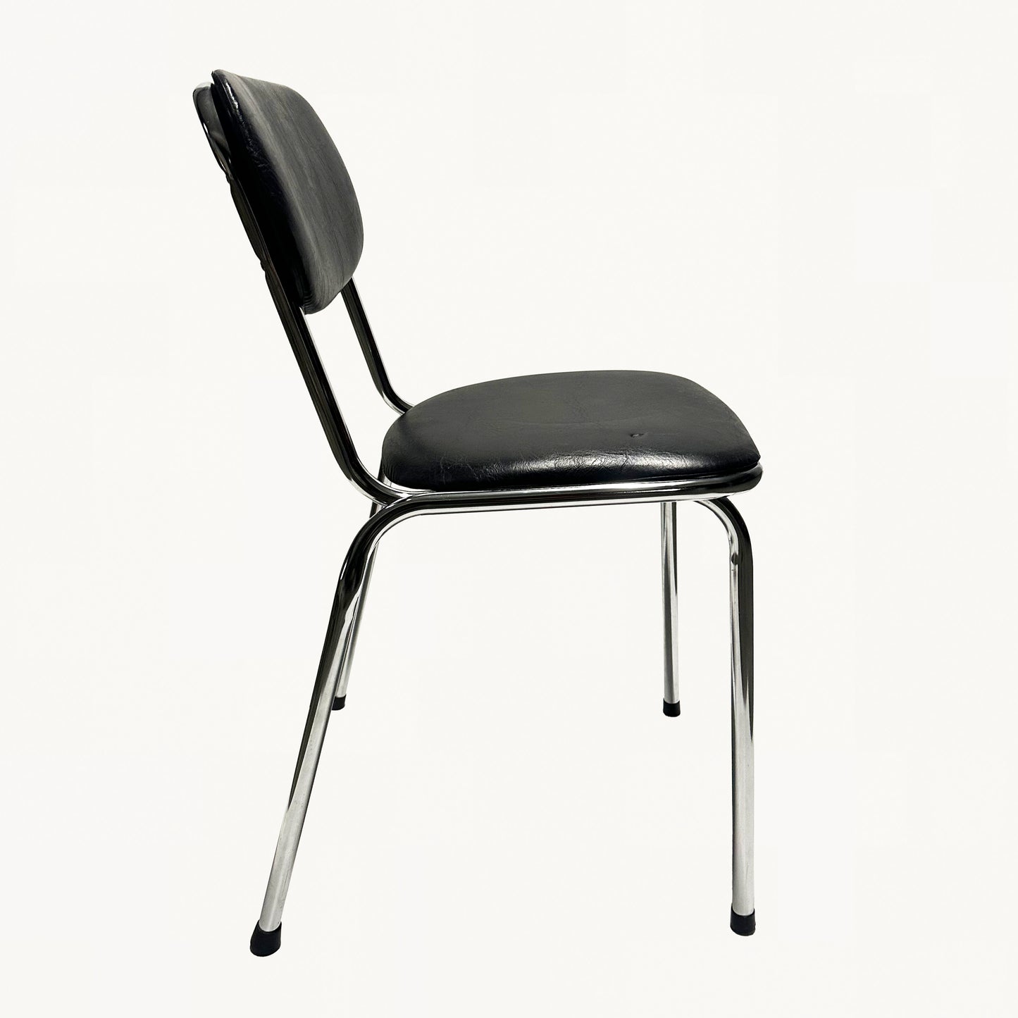 CH032 / BLACK CHAIR