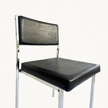 CH041 / BLACK BAUHAUS CHAIR