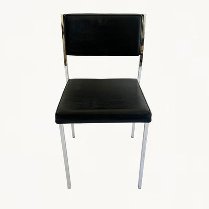 CH041 / BLACK BAUHAUS CHAIR