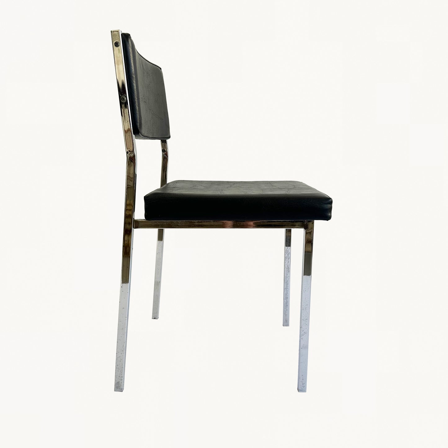 CH041 / BLACK BAUHAUS CHAIR
