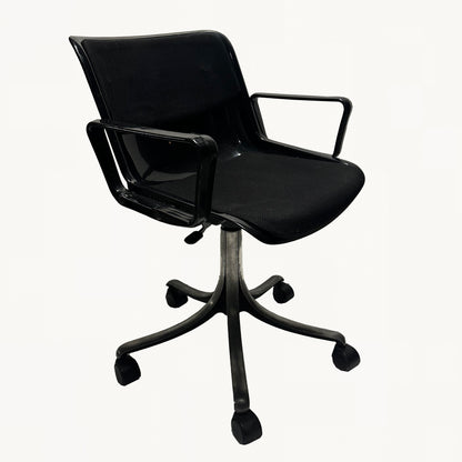 AR004 / OFFICE ARMCHAIR