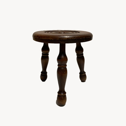 ST004JN / SMALL TURNED WOOD STOOL