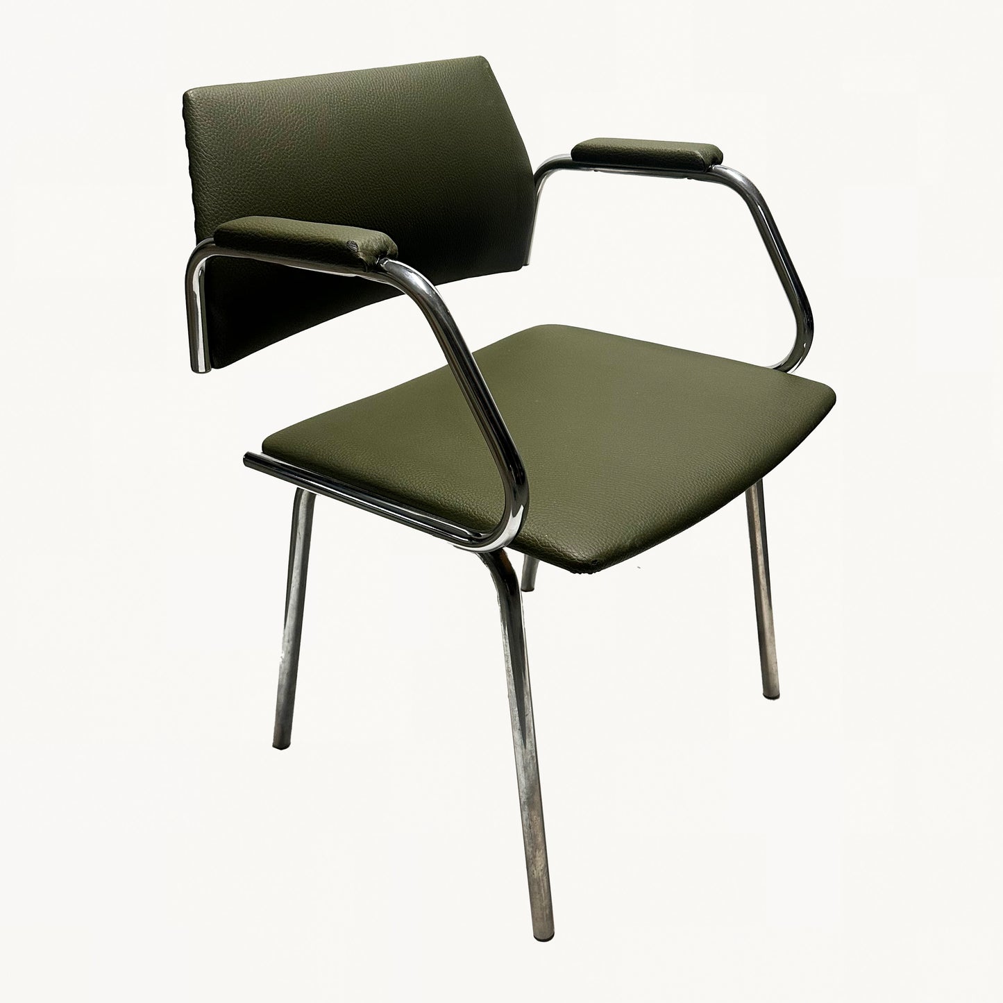 AR011 / GREEN ARMCHAIR