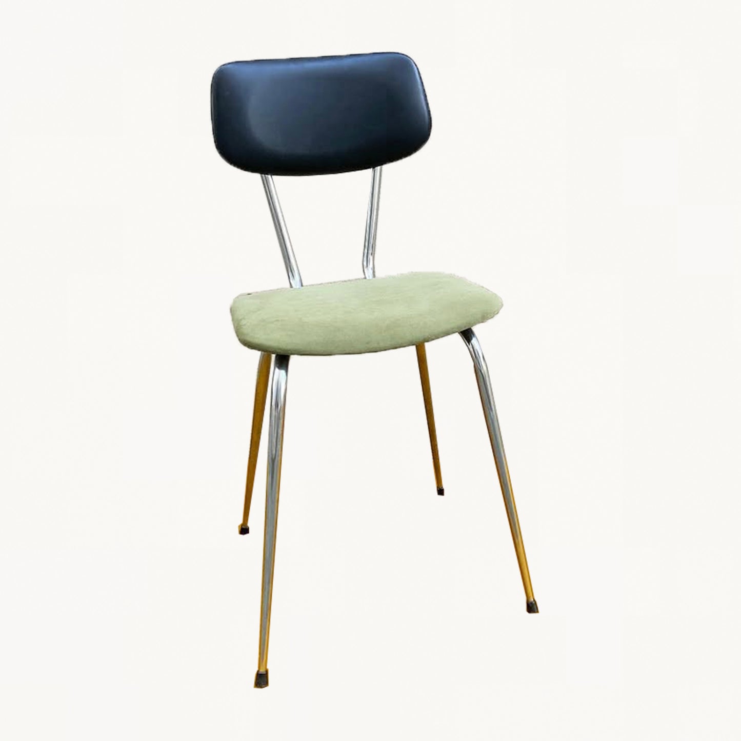 CH021 / GREEN VELOUR CHAIR