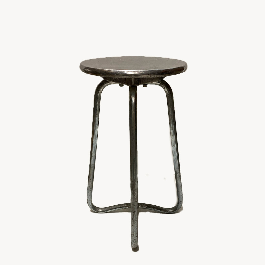 ST002JN / METAL CROSSED LEG STOOL